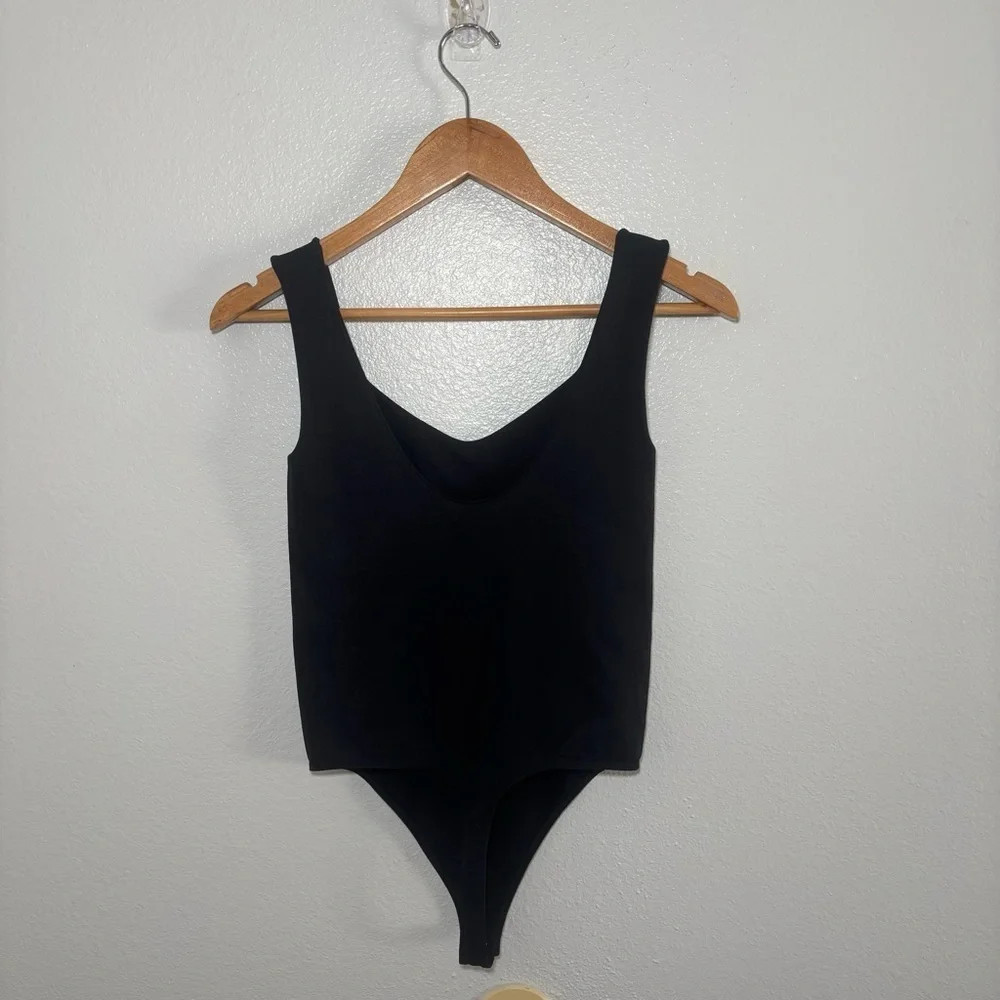 Intimately Free People Black V-Neck Bodysuit M/L – Everyday Essential